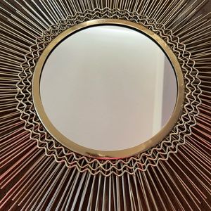 Beautiful Sunburst Mirror